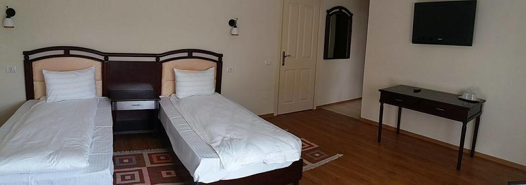 Pensiunea Boema Piatra Neamţ Exteriér fotografie